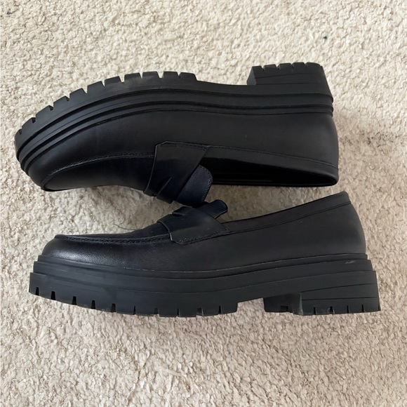 Quince Black Leather Platform Loafers - Picture 4 of 4